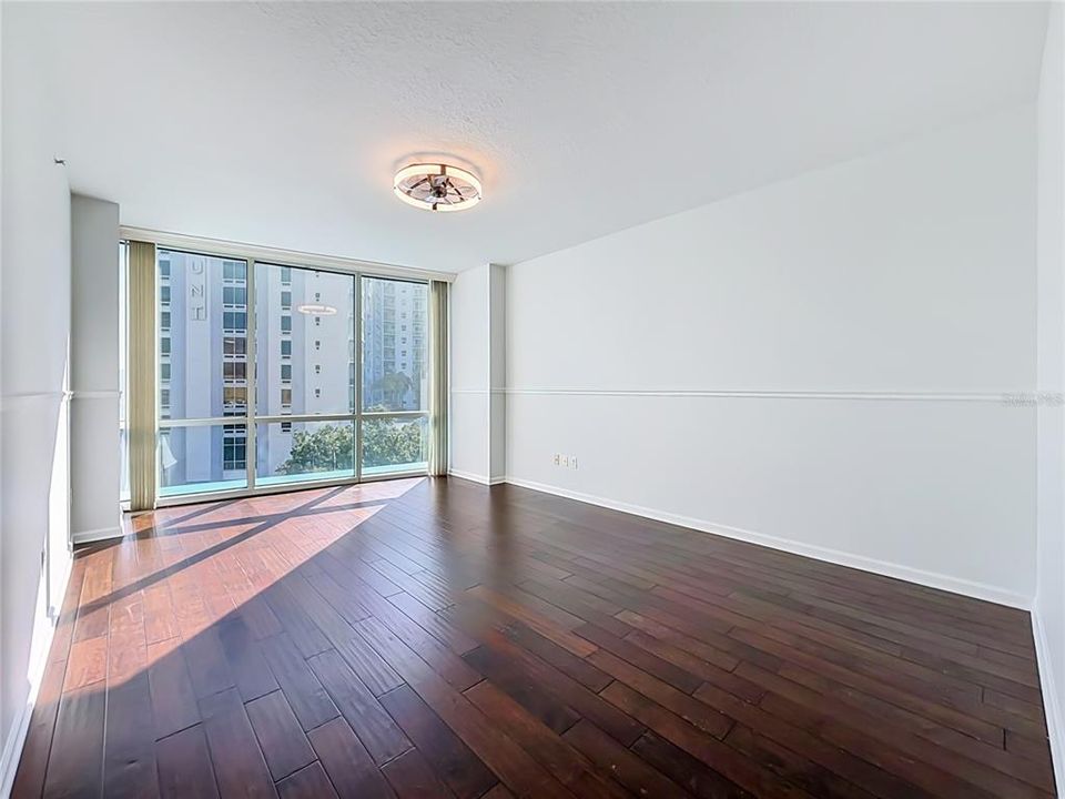 For Rent: $3,450 (3 beds, 2 baths, 1514 Square Feet)