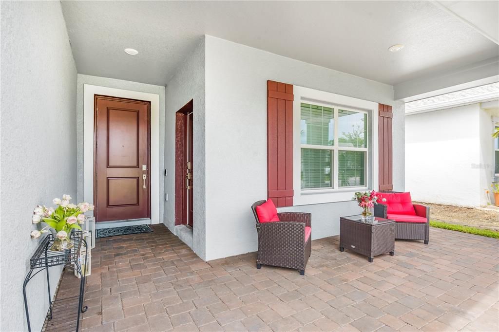 En Venta: $439,999 (4 camas, 2 baños, 2108 Pies cuadrados)