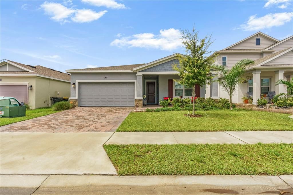En Venta: $439,999 (4 camas, 2 baños, 2108 Pies cuadrados)