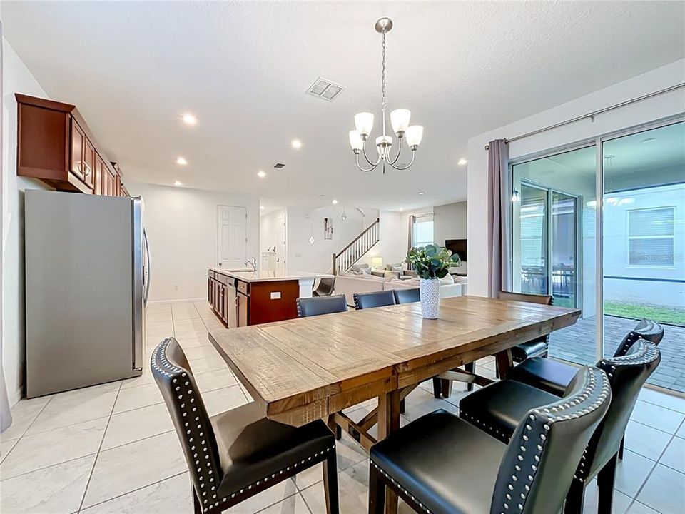 En Venta: $549,000 (6 camas, 4 baños, 2987 Pies cuadrados)