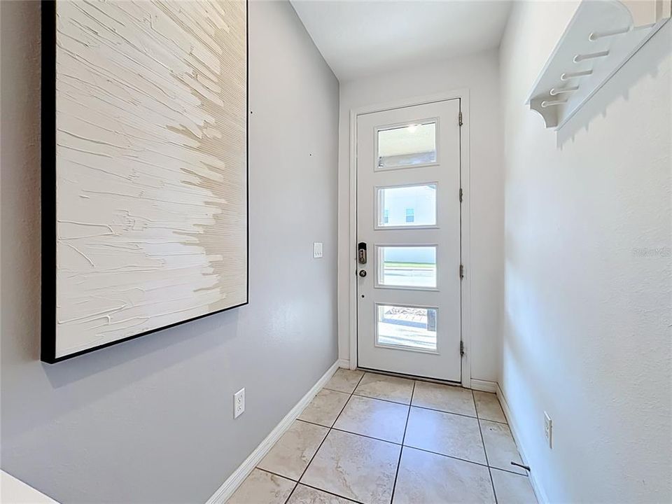 En Venta: $549,000 (6 camas, 4 baños, 2987 Pies cuadrados)