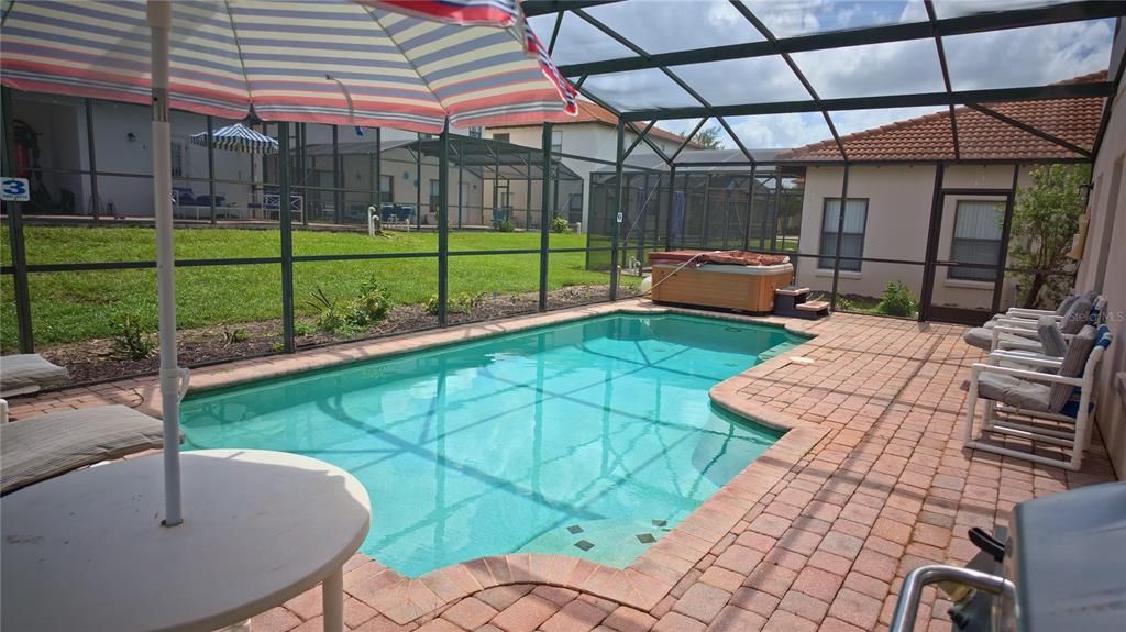 For Sale: $425,000 (4 beds, 2 baths, 2072 Square Feet)