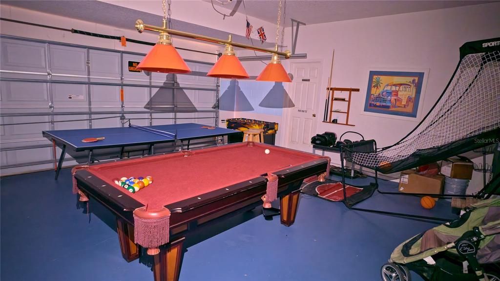 For Sale: $425,000 (4 beds, 2 baths, 2072 Square Feet)