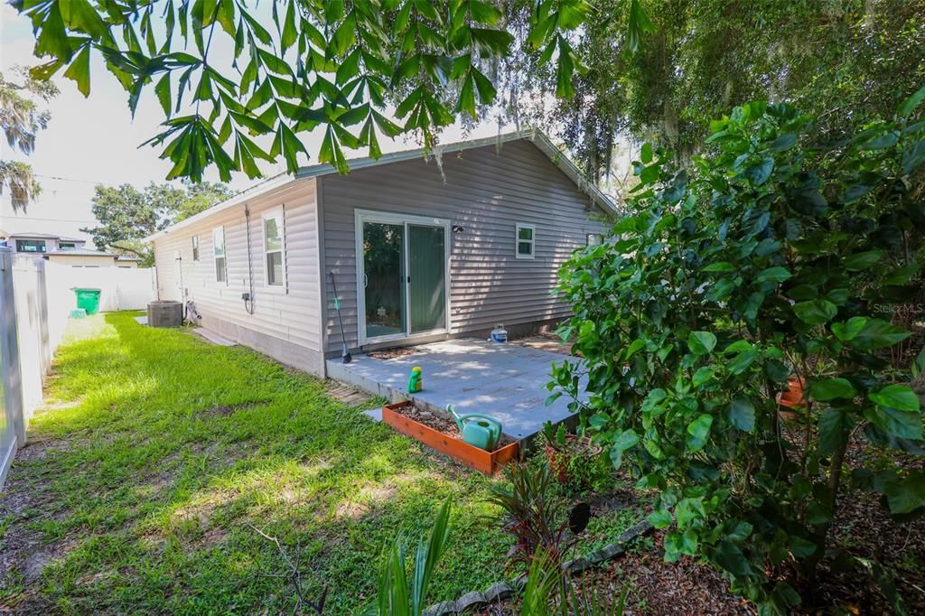 For Rent: $2,800 (2 beds, 2 baths, 1036 Square Feet)
