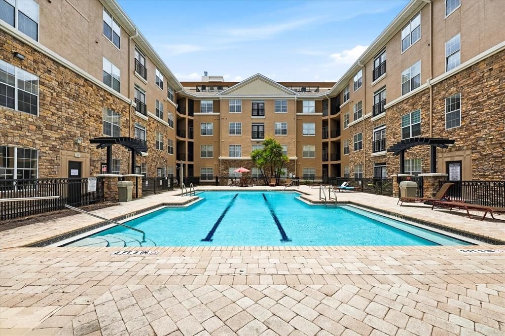 For Rent: $2,000 (2 beds, 2 baths, 1080 Square Feet)