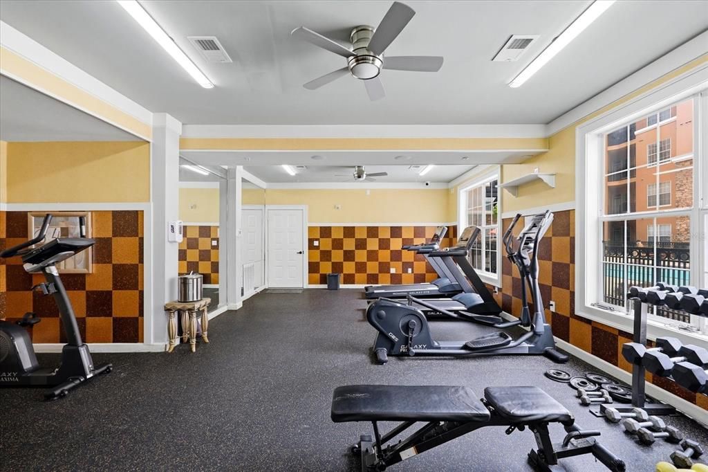 For Rent: $2,000 (2 beds, 2 baths, 1080 Square Feet)