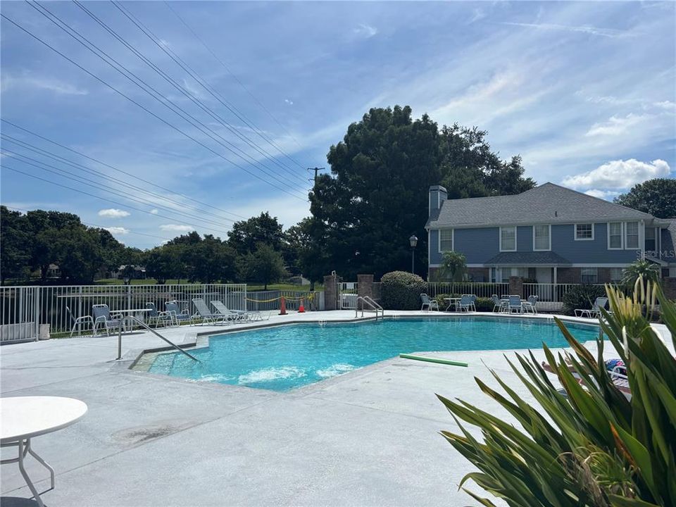 For Rent: $2,200 (2 beds, 2 baths, 1281 Square Feet)