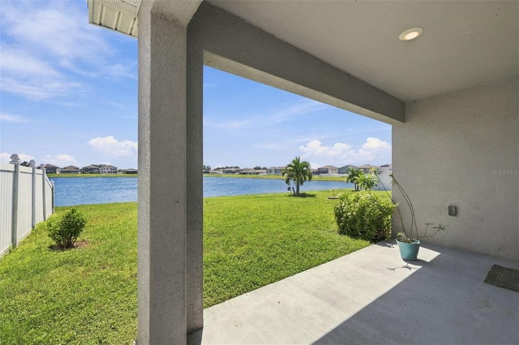 For Sale: $309,900 (3 beds, 2 baths, 1516 Square Feet)