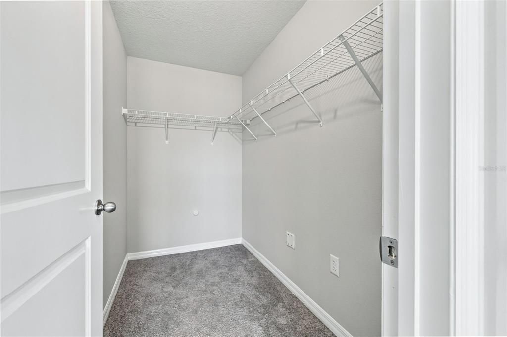 For Sale: $309,900 (3 beds, 2 baths, 1516 Square Feet)