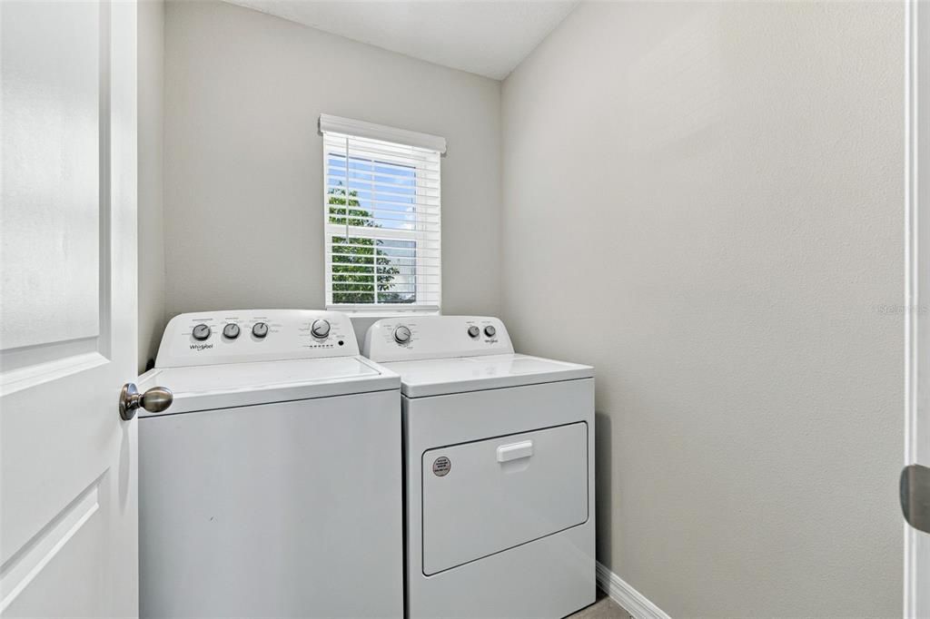 For Sale: $309,900 (3 beds, 2 baths, 1516 Square Feet)