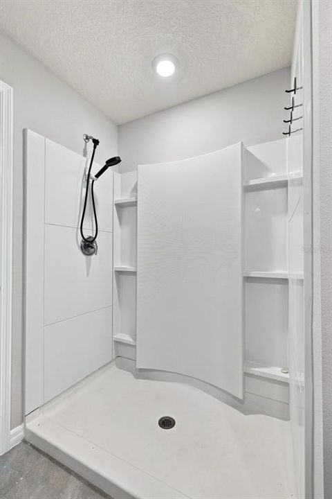 For Sale: $309,900 (3 beds, 2 baths, 1516 Square Feet)