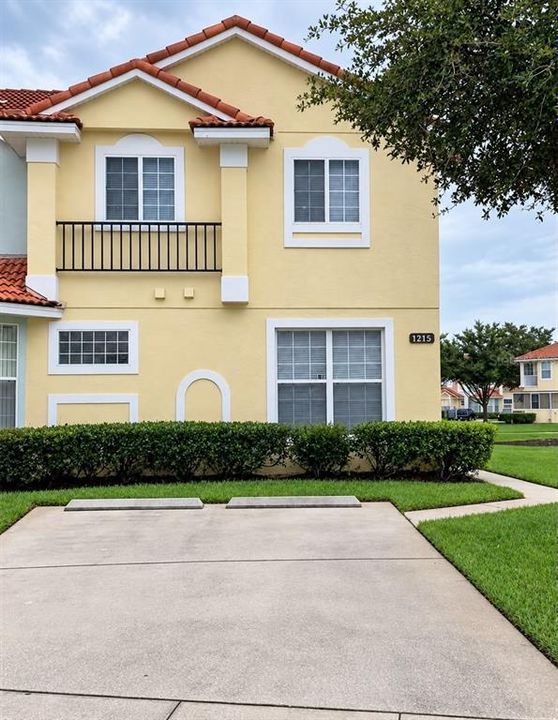 For Rent: $2,250 (4 beds, 3 baths, 1642 Square Feet)