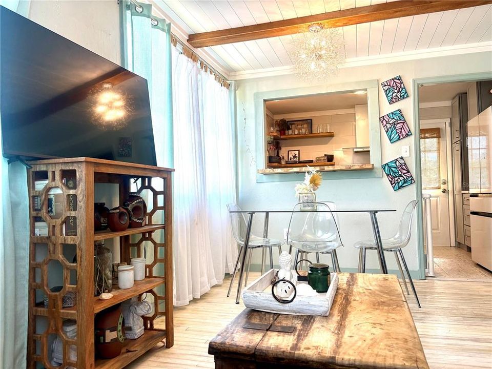 For Rent: $4,000 (3 beds, 2 baths, 1173 Square Feet)