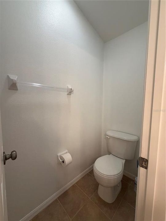 待售: $219,000 (2 贝兹, 2 浴室, 1160 平方英尺)