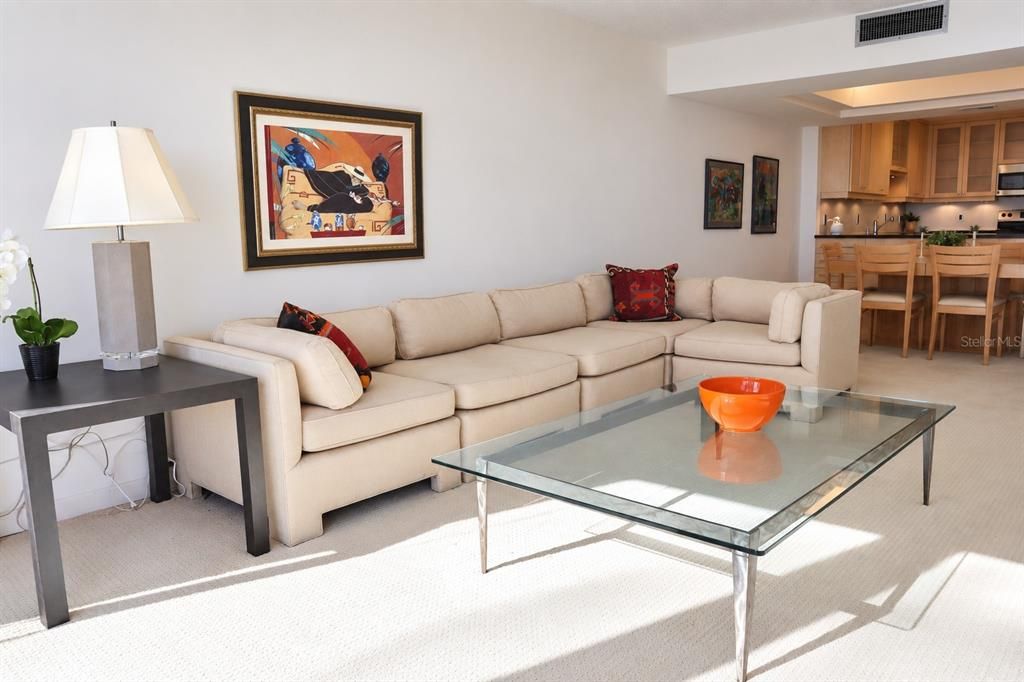 For Sale: $799,000 (3 beds, 2 baths, 1484 Square Feet)
