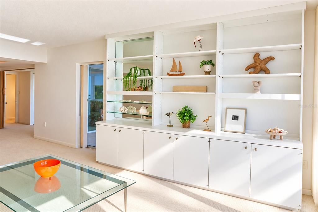 For Sale: $799,000 (3 beds, 2 baths, 1484 Square Feet)
