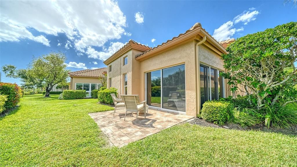 На продажу: $410,000 (2 спален, 2 ванн, 1782 Квадратных фут)