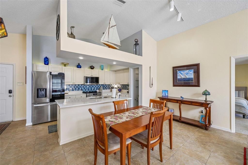 En Venta: $257,900 (2 camas, 2 baños, 1067 Pies cuadrados)