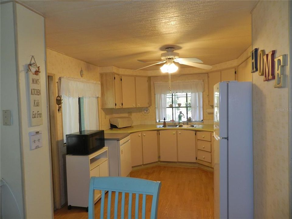 En Venta: $139,000 (2 camas, 2 baños, 828 Pies cuadrados)