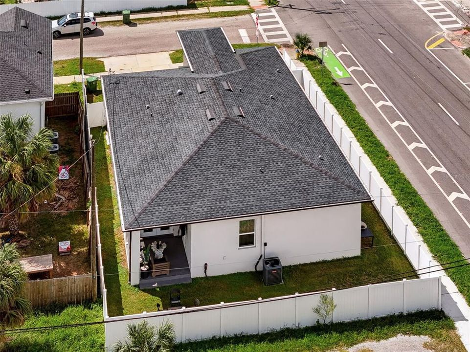 For Sale: $709,900 (4 beds, 2 baths, 1937 Square Feet)