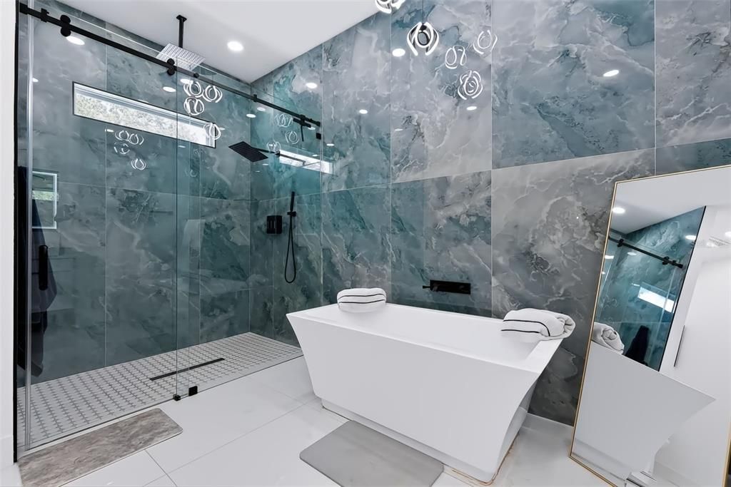 For Sale: $709,900 (4 beds, 2 baths, 1937 Square Feet)
