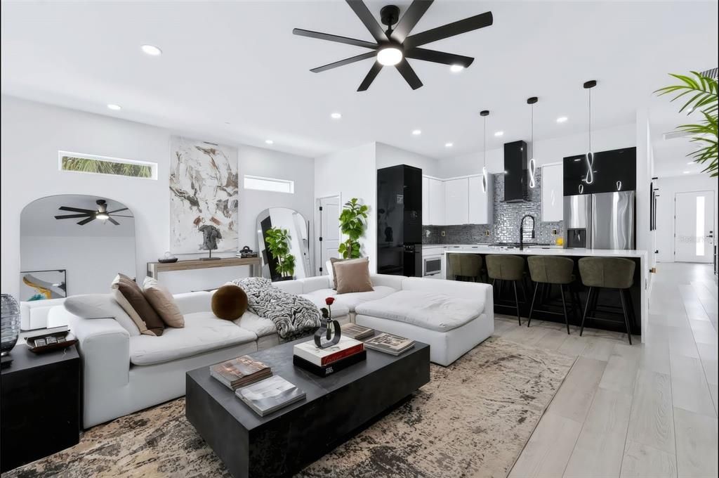 For Sale: $709,900 (4 beds, 2 baths, 1937 Square Feet)