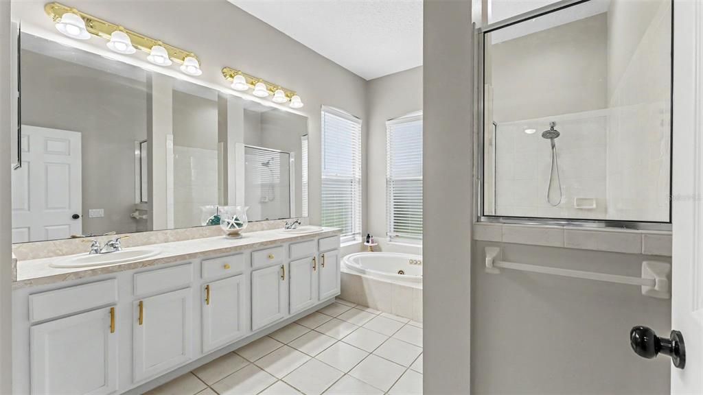 For Sale: $515,000 (4 beds, 3 baths, 2719 Square Feet)