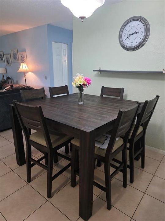 En Venta: $259,900 (2 camas, 2 baños, 1040 Pies cuadrados)