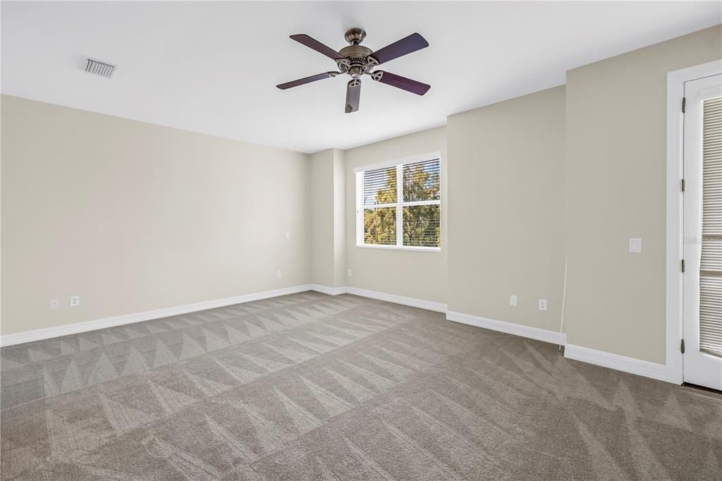 For Sale: $539,000 (3 beds, 2 baths, 2464 Square Feet)
