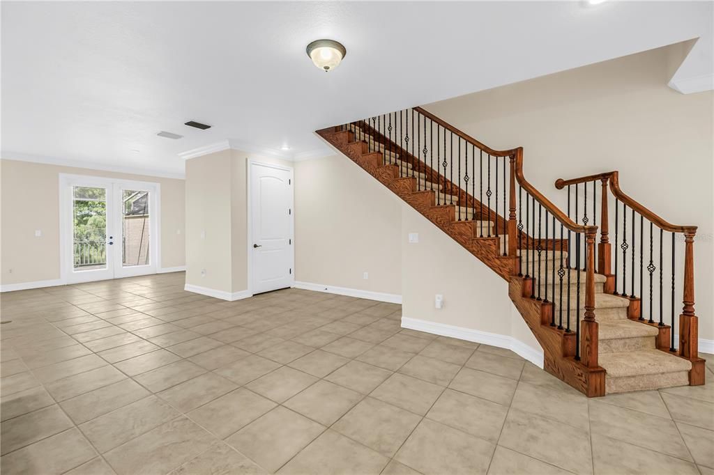 For Sale: $539,000 (3 beds, 2 baths, 2464 Square Feet)