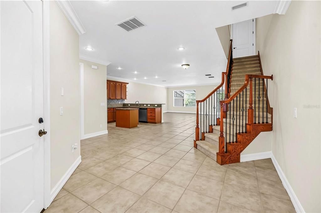 For Sale: $539,000 (3 beds, 2 baths, 2464 Square Feet)