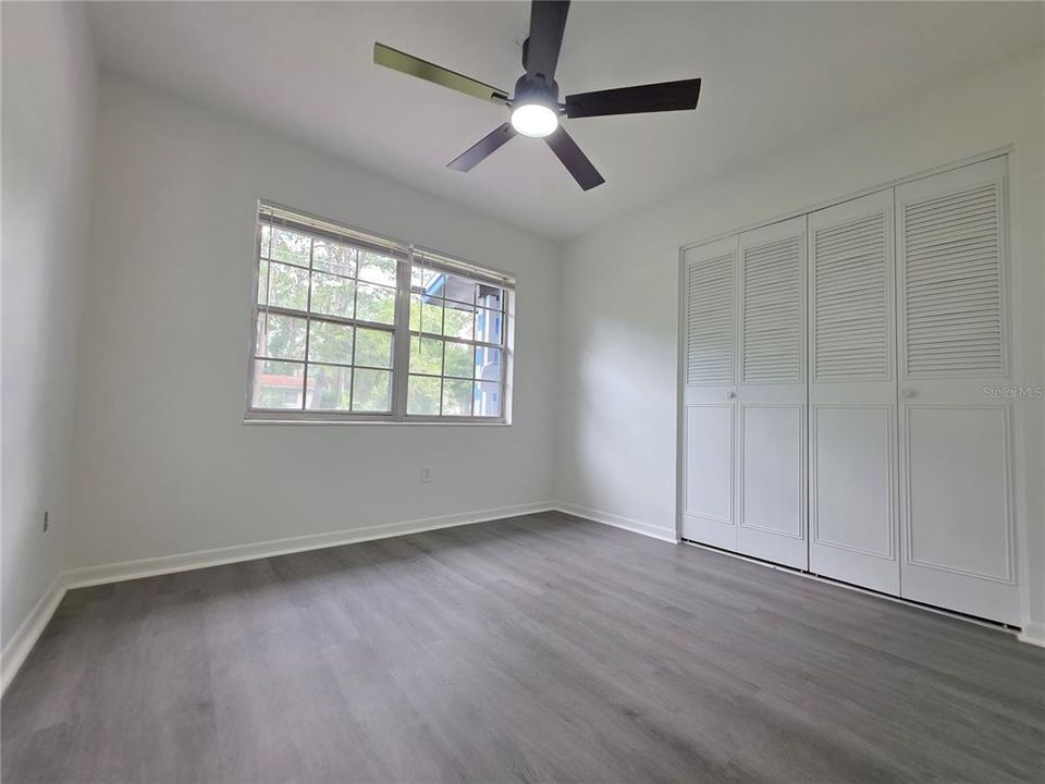 For Sale: $359,000 (4 beds, 3 baths, 2214 Square Feet)
