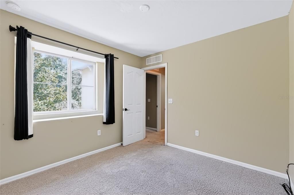 For Sale: $219,900 (3 beds, 2 baths, 1529 Square Feet)