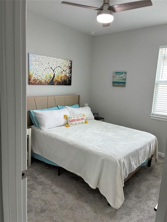 For Sale: $299,000 (2 beds, 2 baths, 1404 Square Feet)