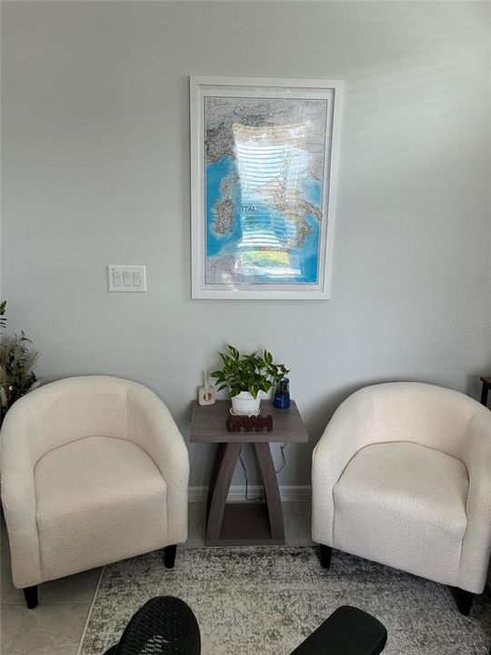 For Sale: $299,000 (2 beds, 2 baths, 1404 Square Feet)