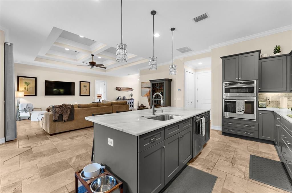 For Sale: $699,000 (3 beds, 2 baths, 2359 Square Feet)