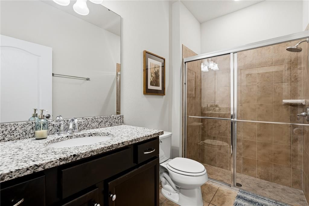 For Sale: $395,000 (5 beds, 4 baths, 2076 Square Feet)
