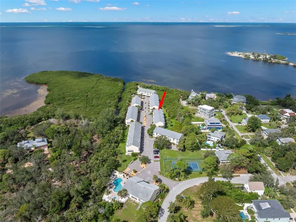 На продажу: $210,000 (2 спален, 1 ванн, 1170 Квадратных фут)