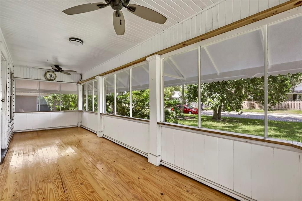 En Venta: $385,000 (3 camas, 2 baños, 1244 Pies cuadrados)