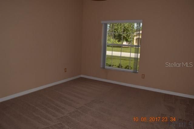 For Rent: $2,600 (4 beds, 2 baths, 1900 Square Feet)