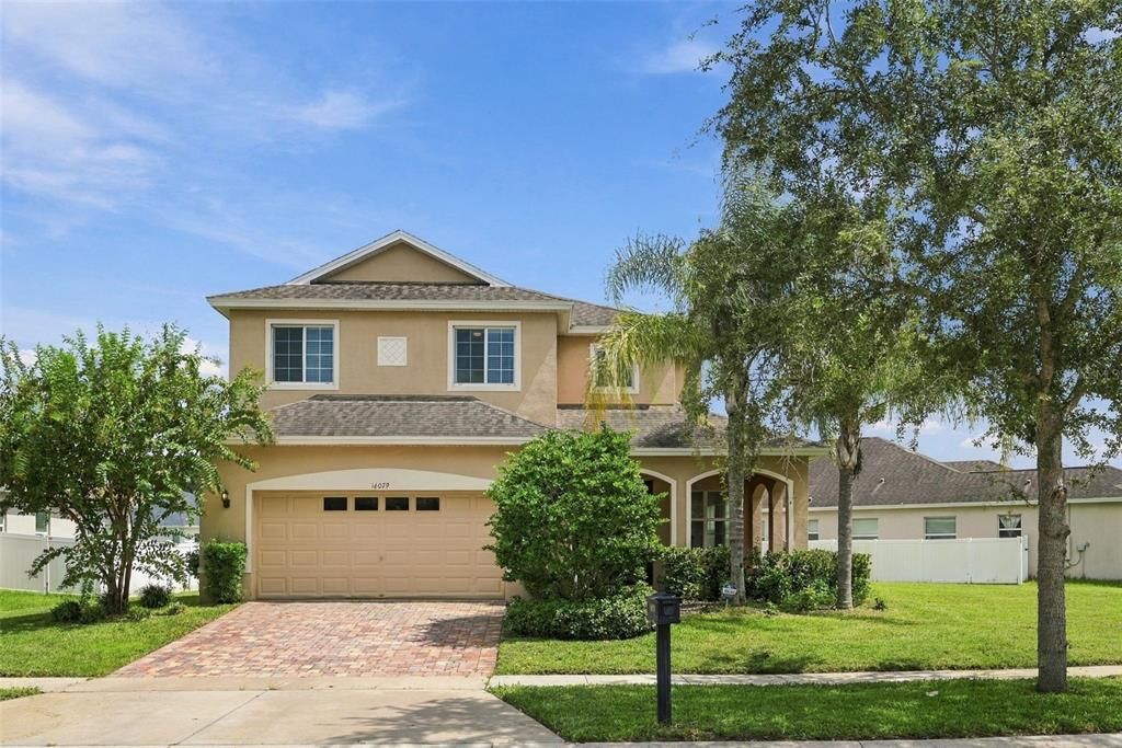 For Sale: $435,000 (4 beds, 2 baths, 2650 Square Feet)