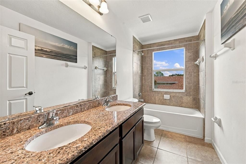 For Sale: $435,000 (4 beds, 2 baths, 2650 Square Feet)