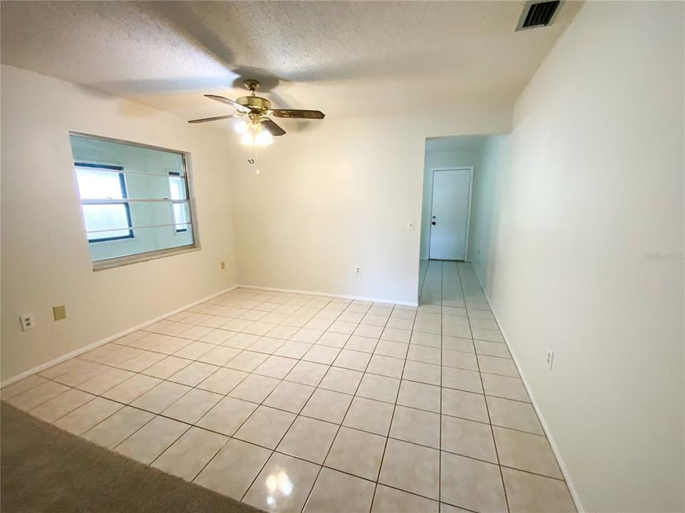 For Sale: $199,900 (2 beds, 2 baths, 1108 Square Feet)