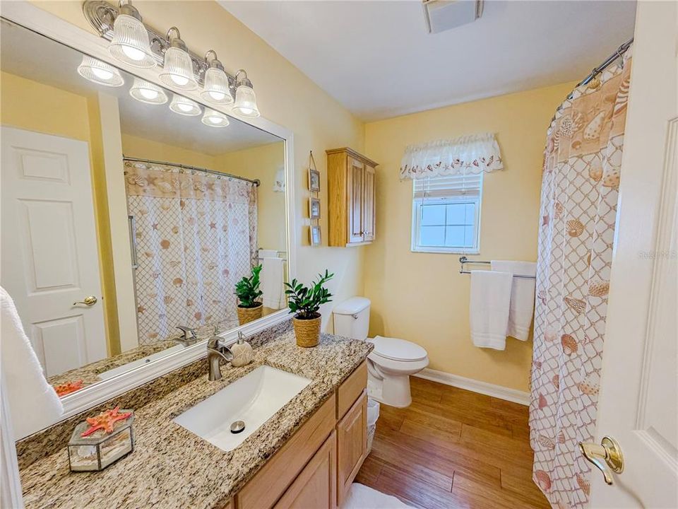 For Sale: $249,900 (3 beds, 2 baths, 1679 Square Feet)