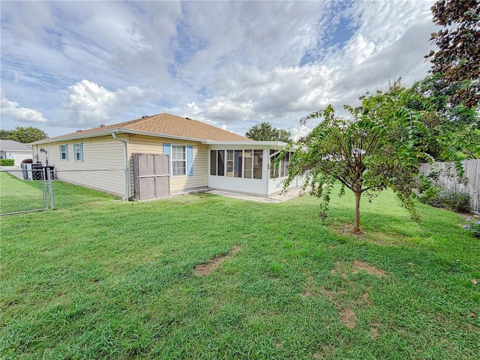 For Sale: $249,900 (3 beds, 2 baths, 1679 Square Feet)