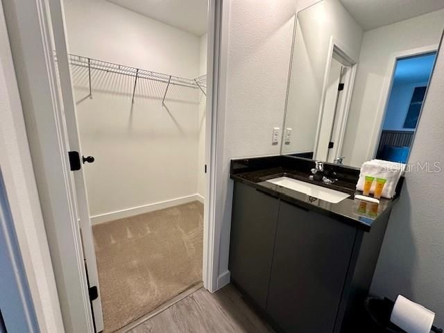 En Renta: $2,250 (3 camas, 3 baños, 1360 Pies cuadrados)