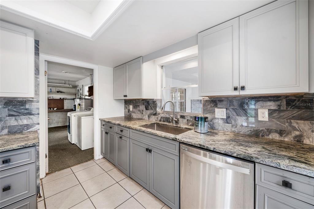 For Sale: $400,000 (4 beds, 2 baths, 2466 Square Feet)