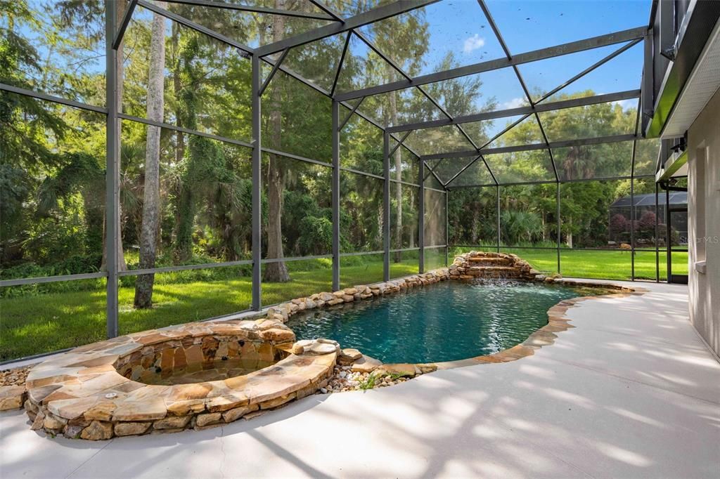 En Venta: $980,000 (5 camas, 4 baños, 3322 Pies cuadrados)