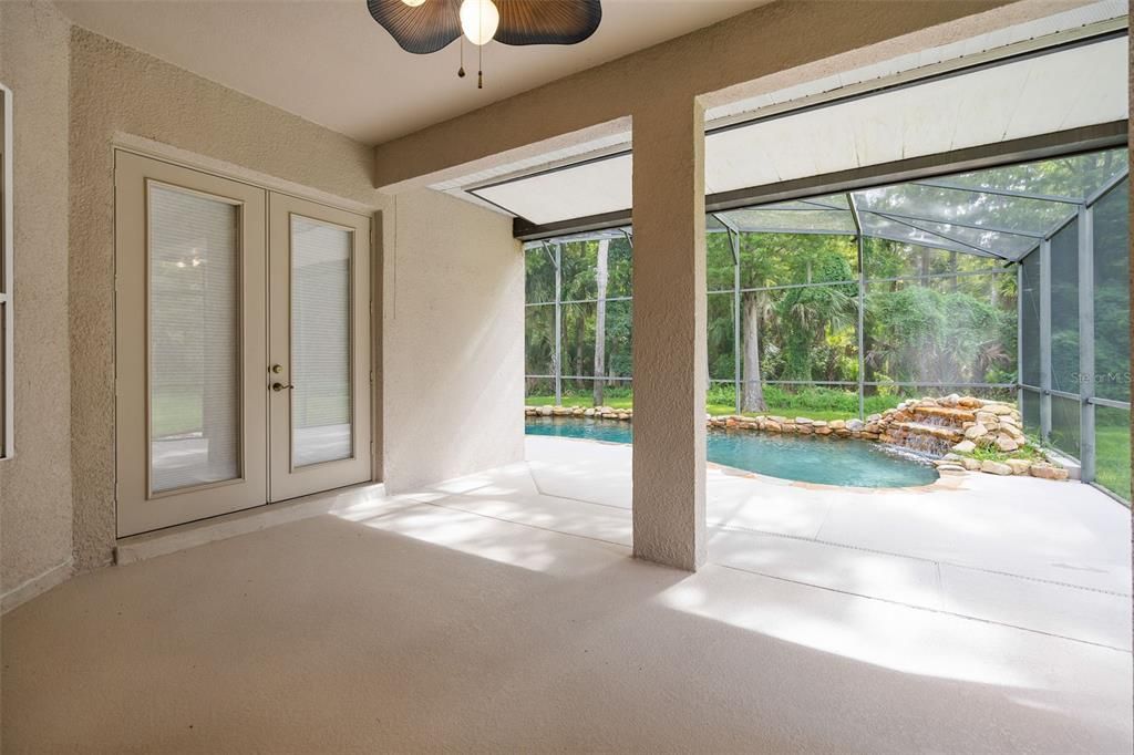 En Venta: $980,000 (5 camas, 4 baños, 3322 Pies cuadrados)