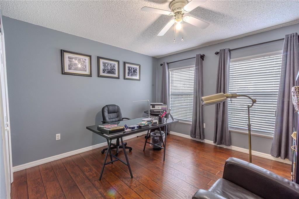 For Sale: $445,000 (6 beds, 4 baths, 4216 Square Feet)